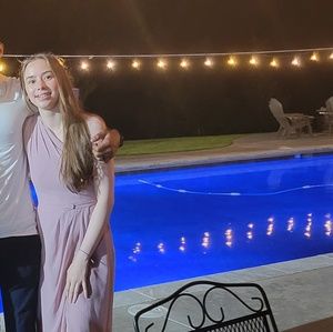 Meet your Posher, Alena